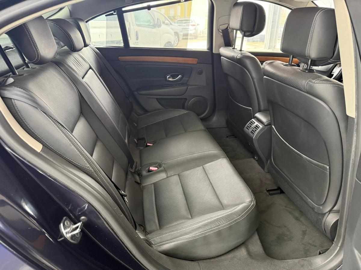 renault-laguna-2-0-dci-2010-diesel-1995cc