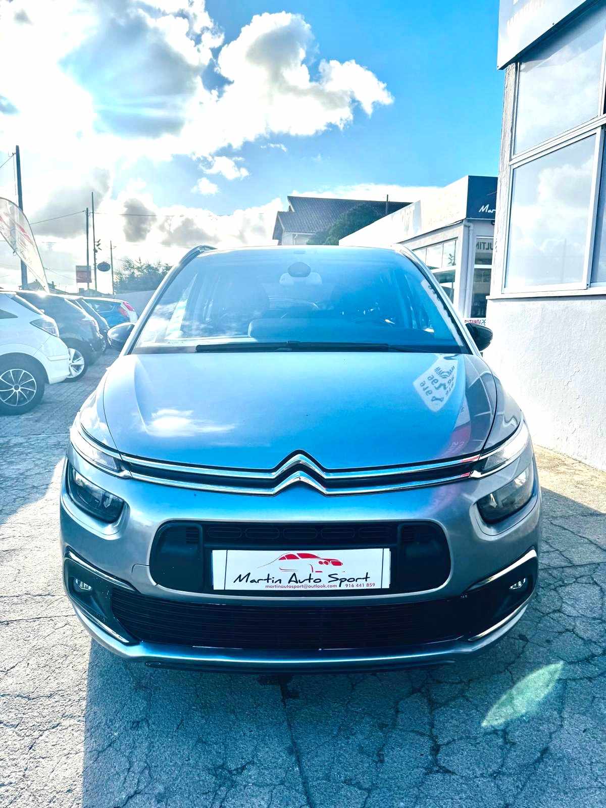 citroen-c4-picasso-1-6-bluehdi-2018-diesel-1560cc