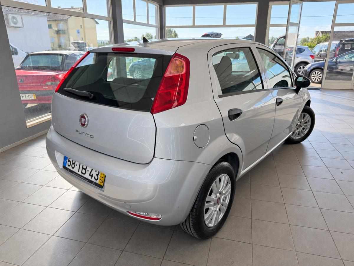 fiat-punto-1-2-ss-2017-gasolina-1242cc