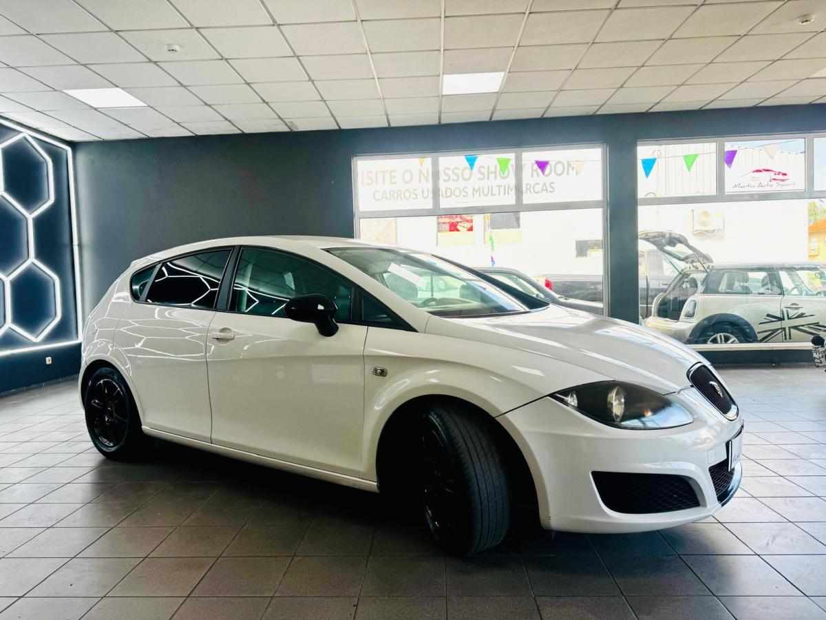 seat-leon-1-6-tdi-2010-diesel-1598cc
