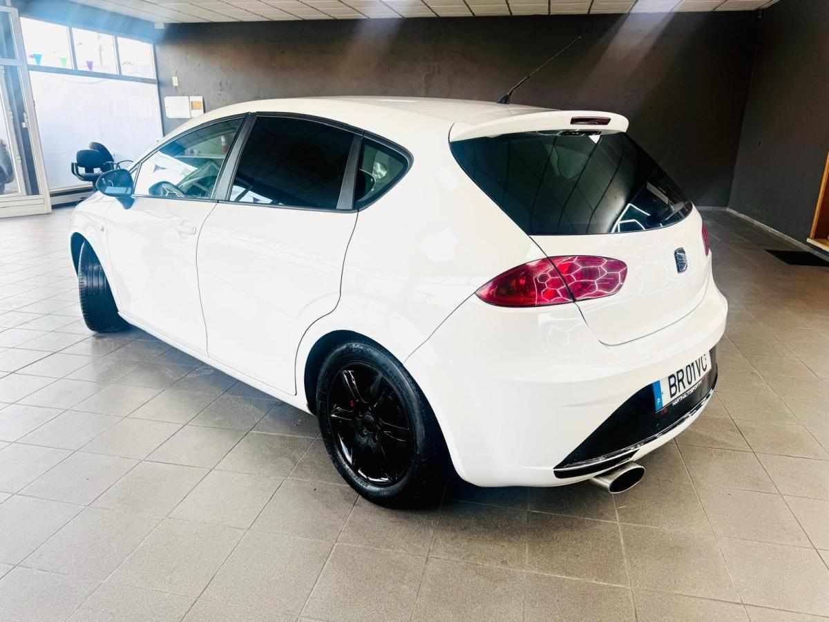 seat-leon-1-6-tdi-2010-diesel-1598cc