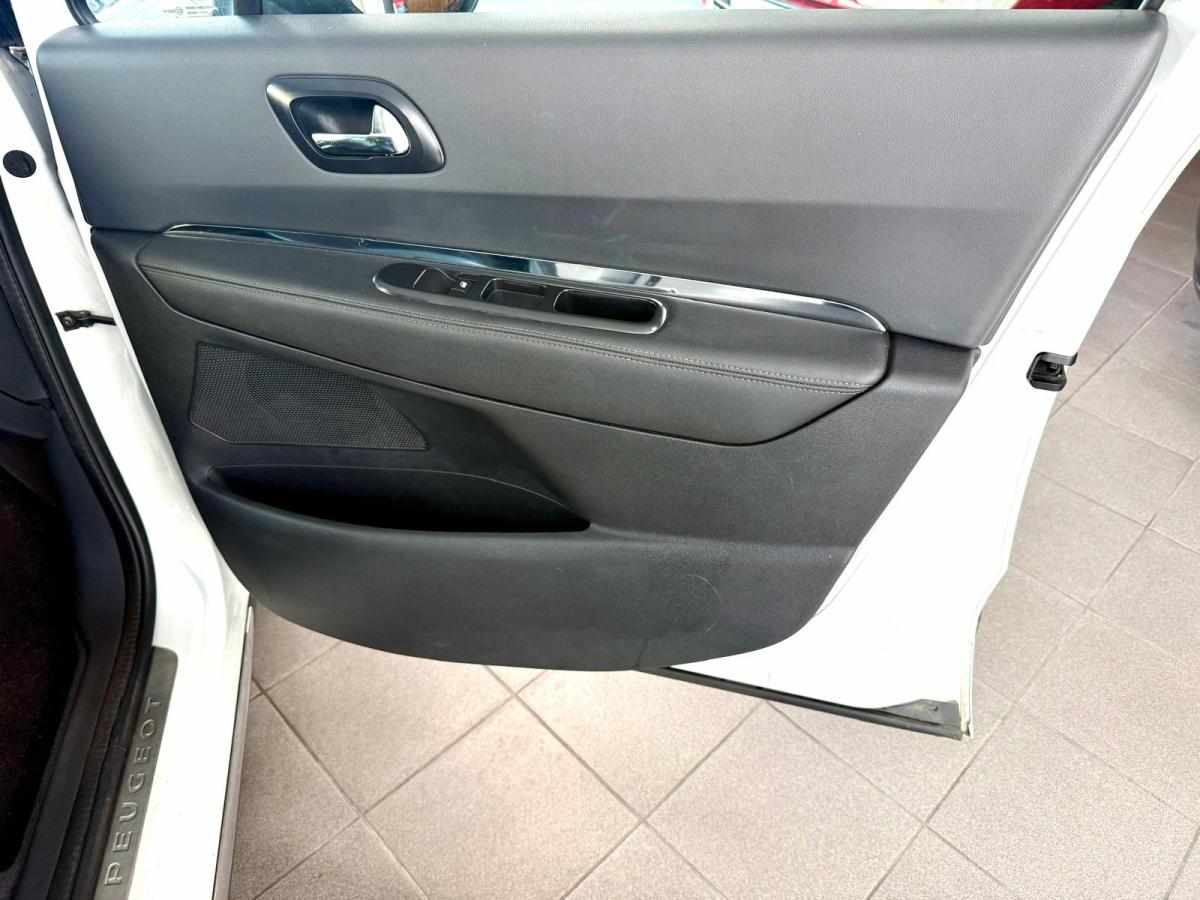 peugeot-3008-1-2-e-thp-2015-gasolina-1199cc
