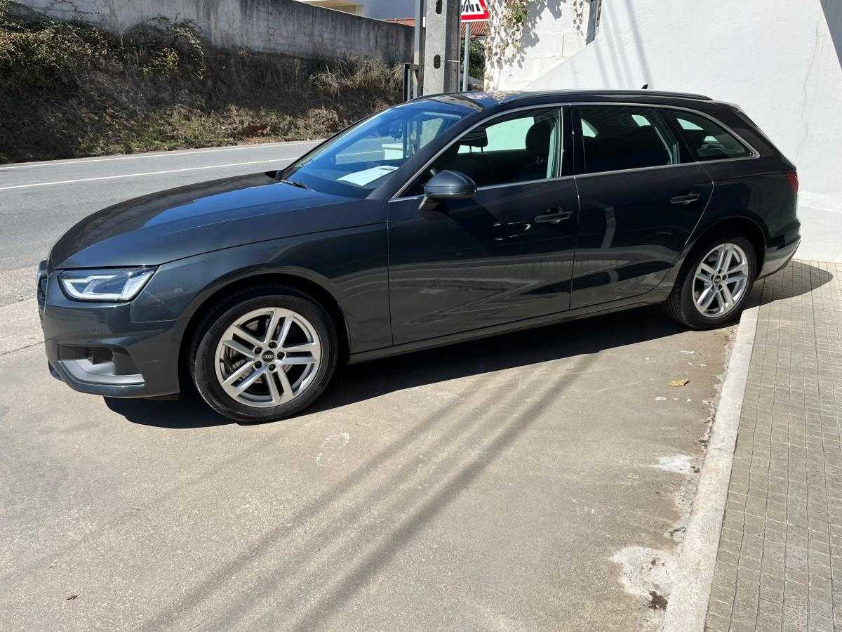 audi-a4-avant-2022-diesel-1968cc