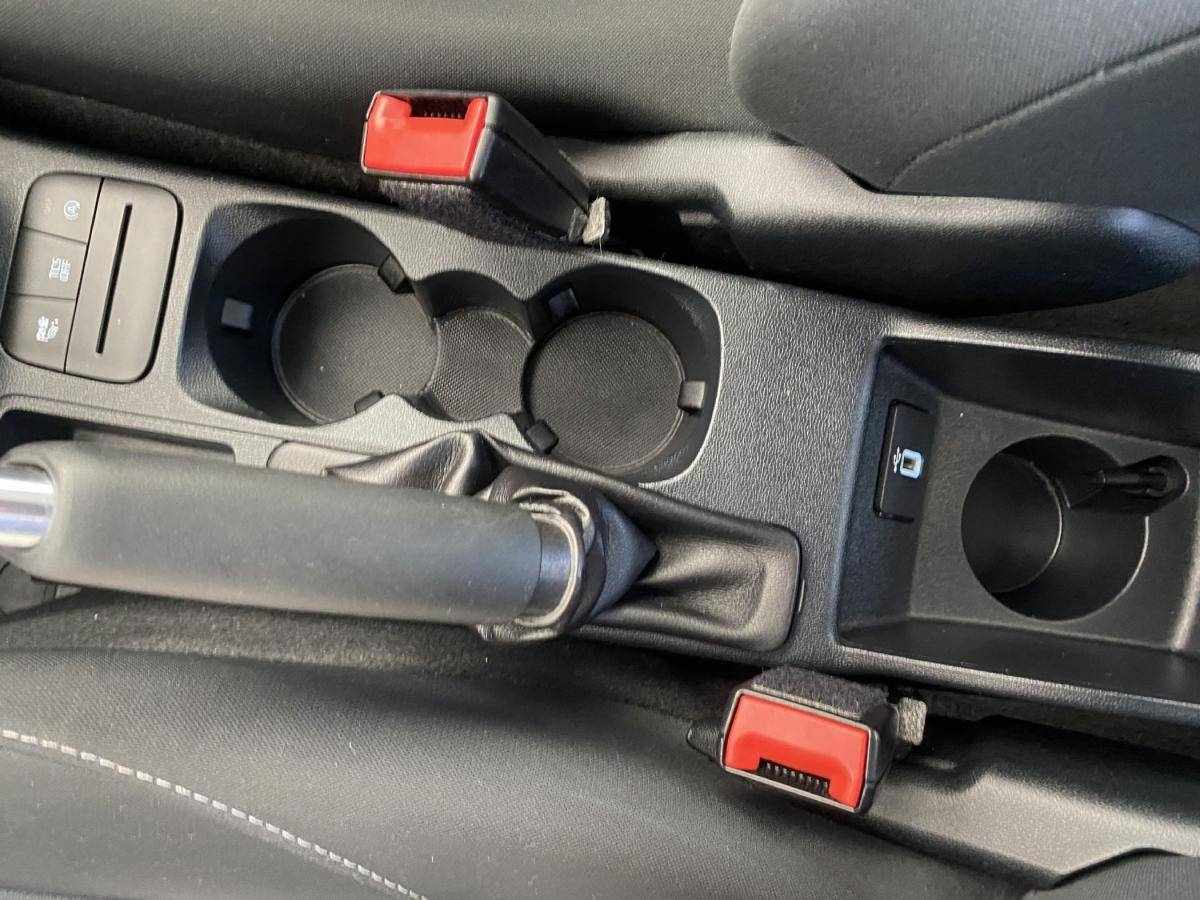 ford-fiesta-2021-gasolina-1084cc