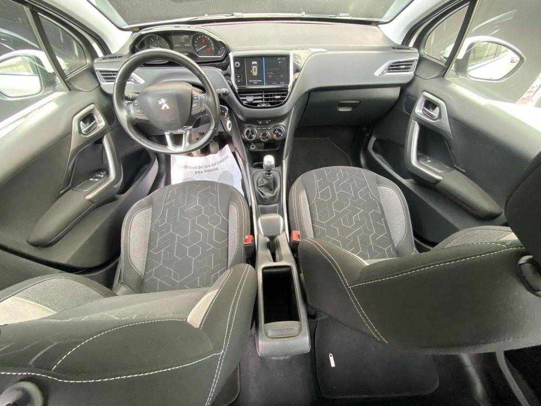 peugeot-2008-2018-diesel-1560cc