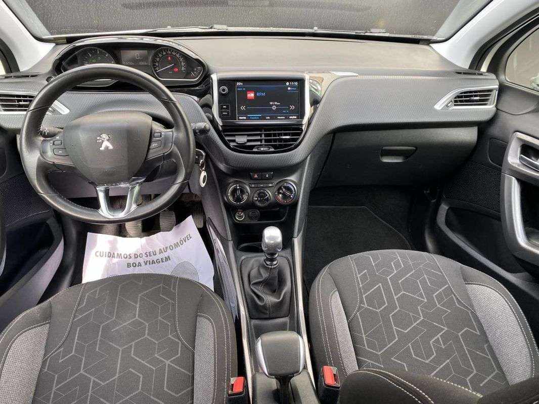 peugeot-2008-2018-diesel-1560cc