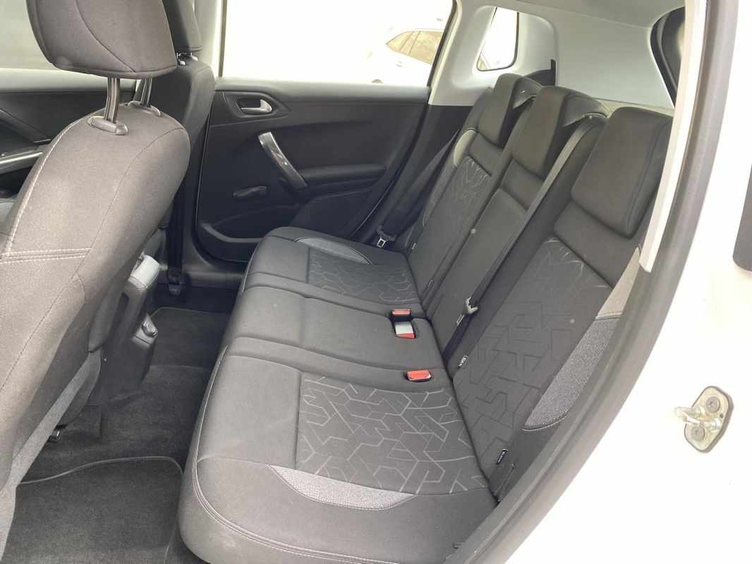 peugeot-2008-2018-diesel-1560cc