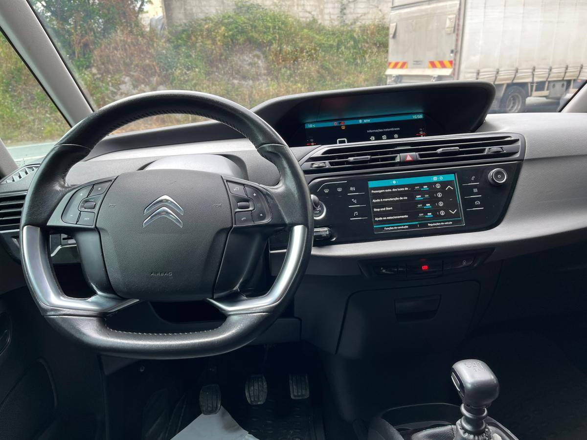 citroen-c4-grand-picasso-2018-diesel-1560cc