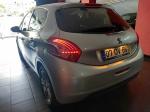 peugeot-208-1-2-vti-2014-gasolina-1199cc