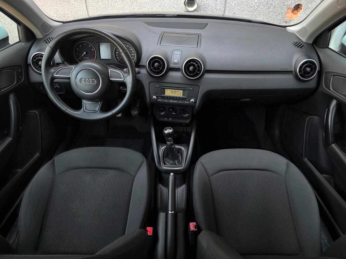 audi-a1-1-2-86cv-2010-gasolina-1197cc