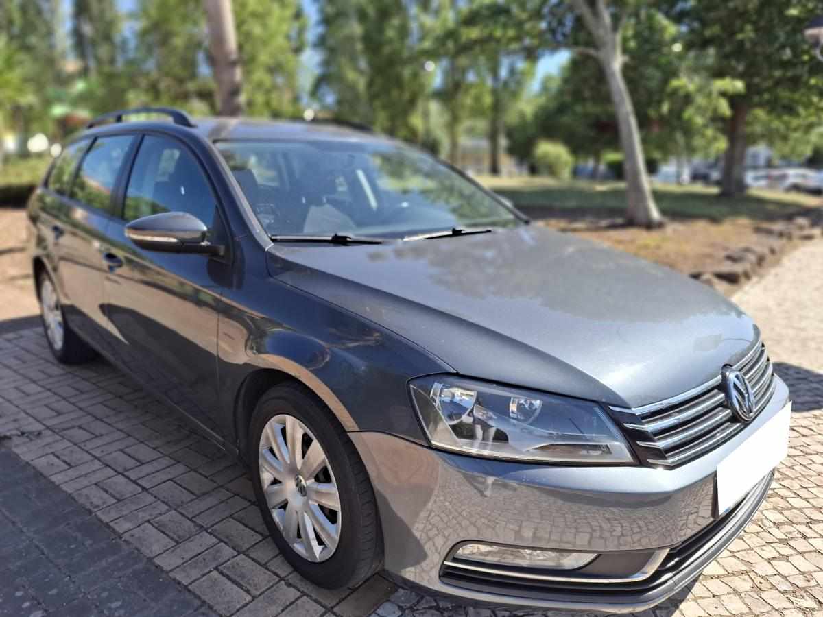 volkswagen-passat-1-6-tdi-bluemotion-2012-diesel-1598cc