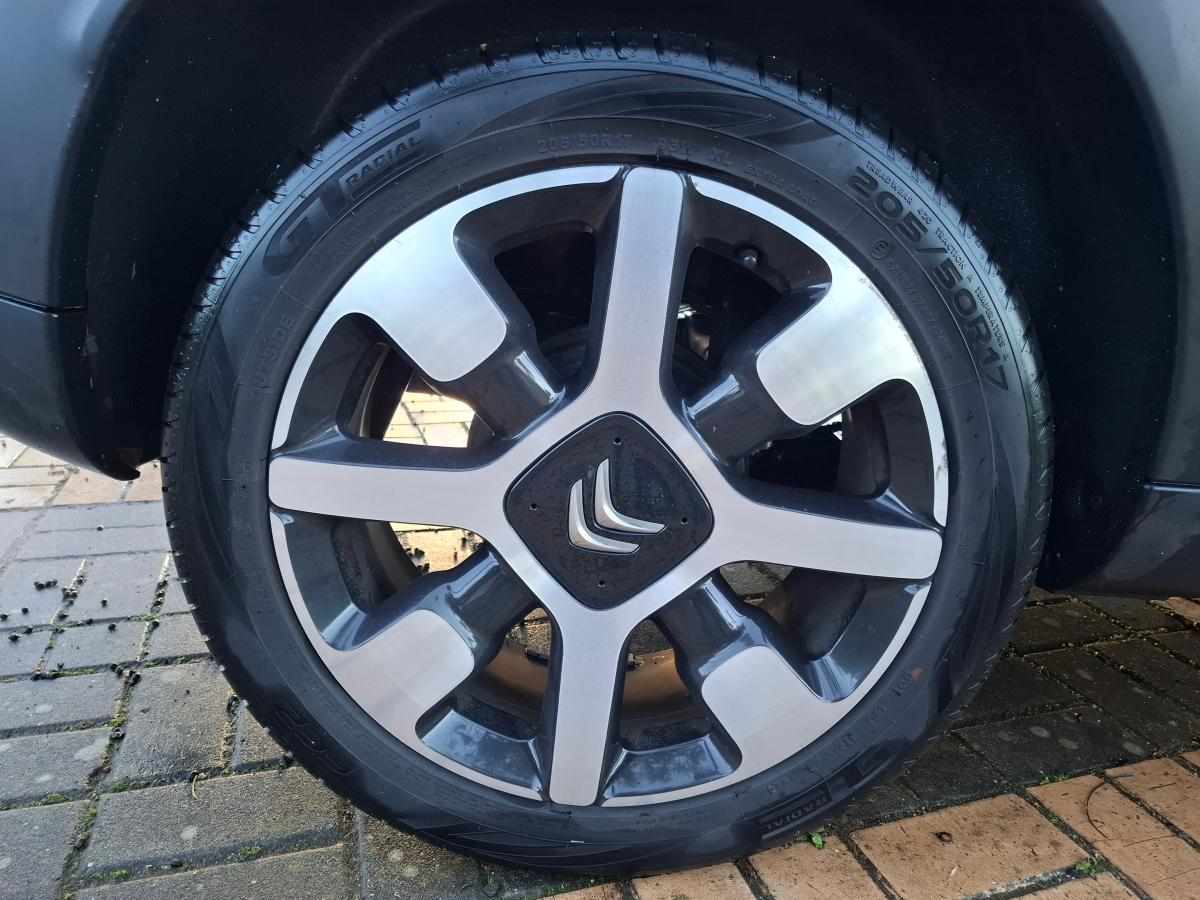 citroen-c4-cactus-1-2-puretech-2015-gasolina-1199cc