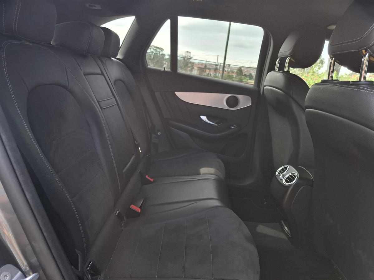 mercedes-benz-glc-250-d-4matic-2018-diesel-2143cc