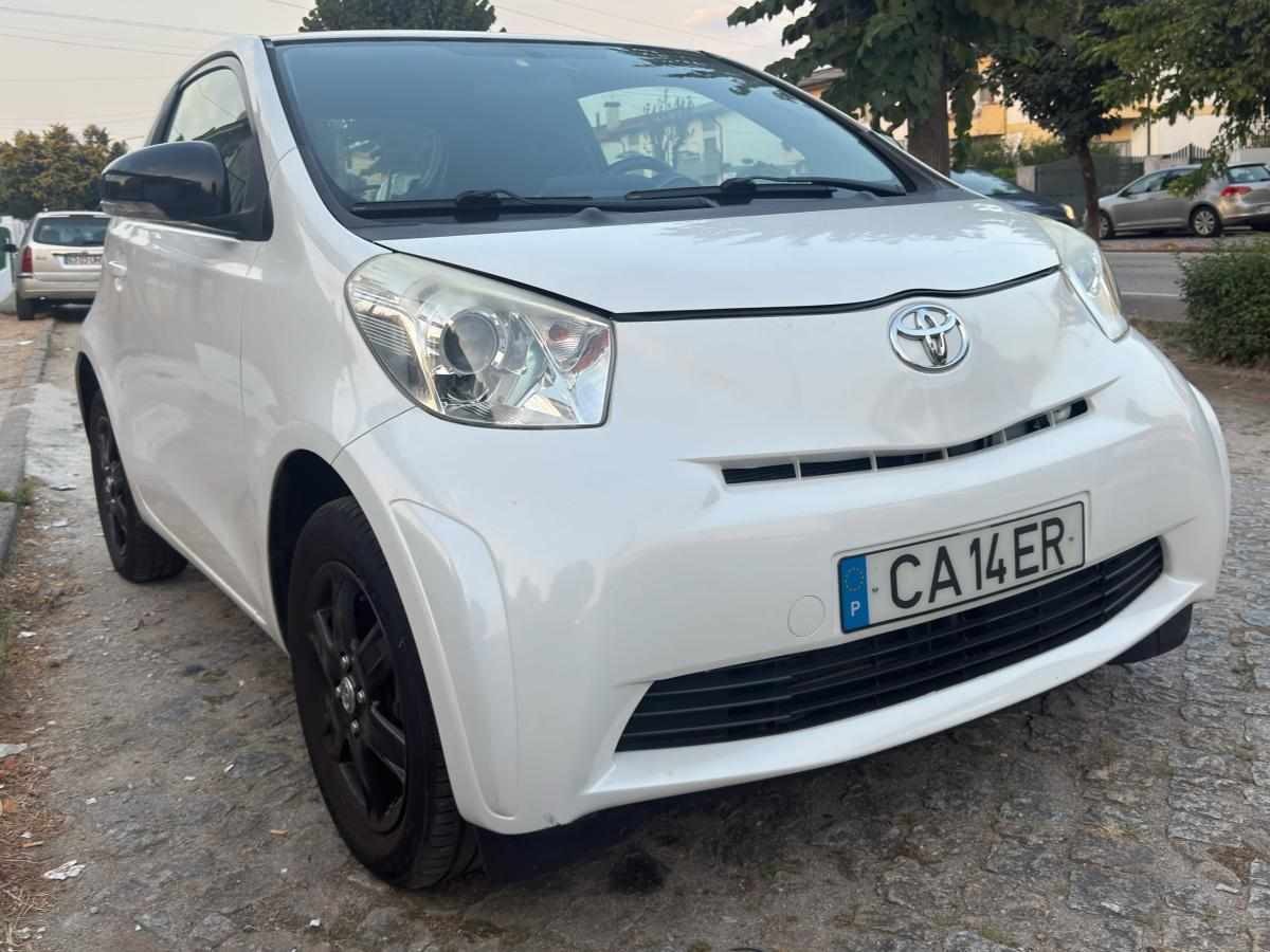 toyota-iq-1-0-vvt-i-2009-gasolina-998cc