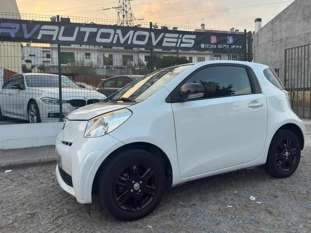 toyota-iq-1-0-vvt-i-2009-gasolina-998cc