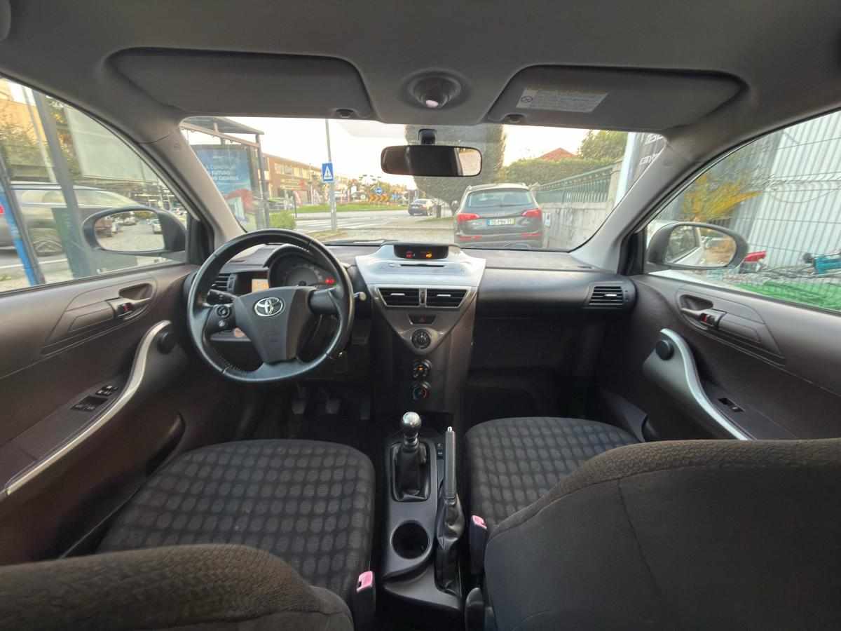 toyota-iq-1-0-vvt-i-2009-gasolina-998cc