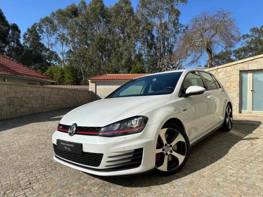 volkswagen-golf-gti-2-0-tsi-bluemotion-2015-gasolina-1984cc