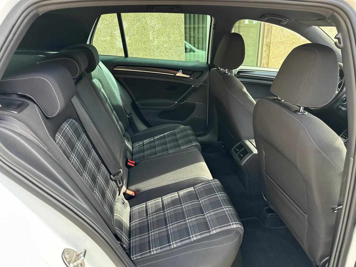 volkswagen-golf-2014-diesel-1968cc