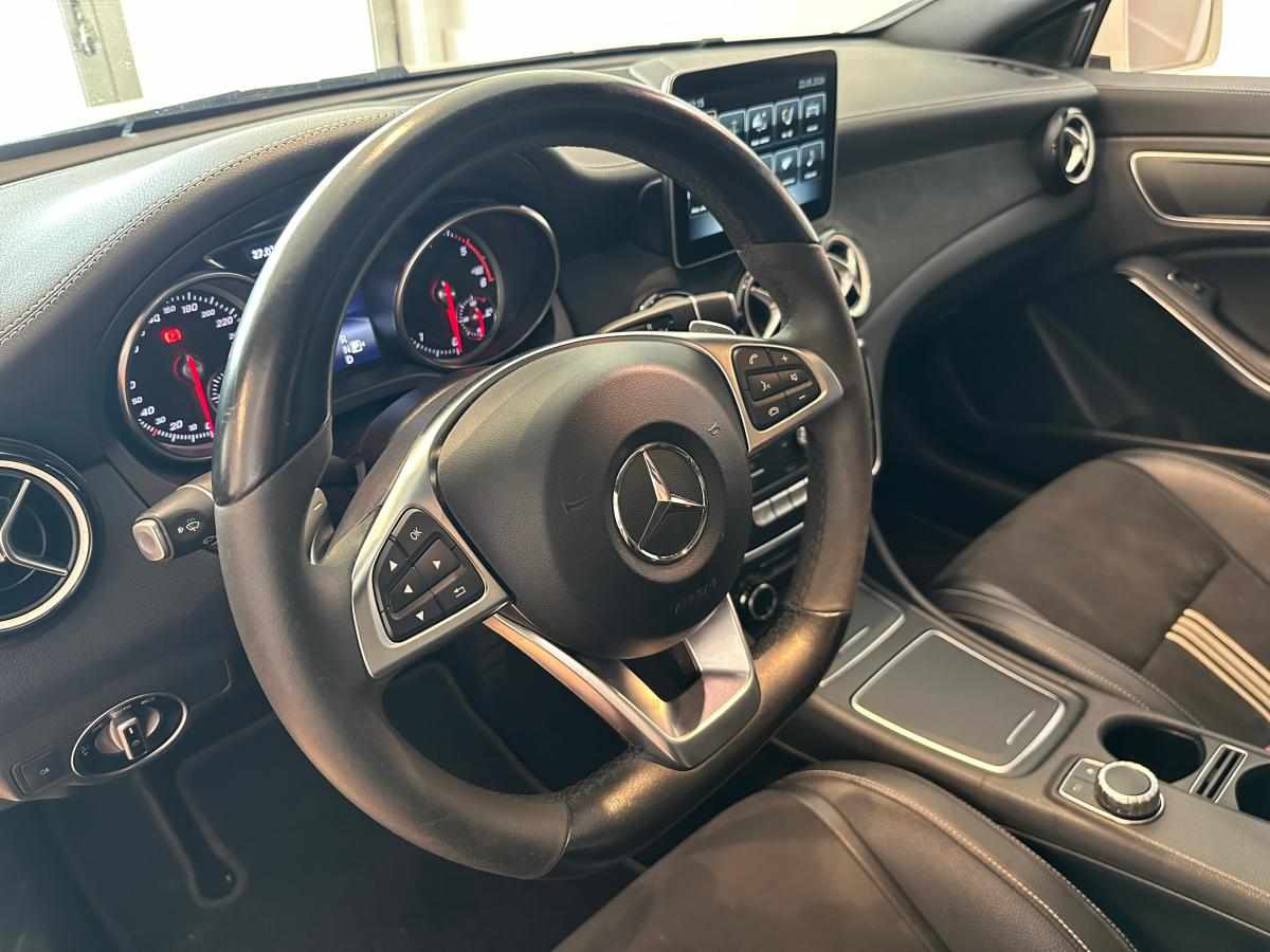 mercedes-benz-cla-180-d-blueefficiency-shooting-brake-2017-diesel-1461cc