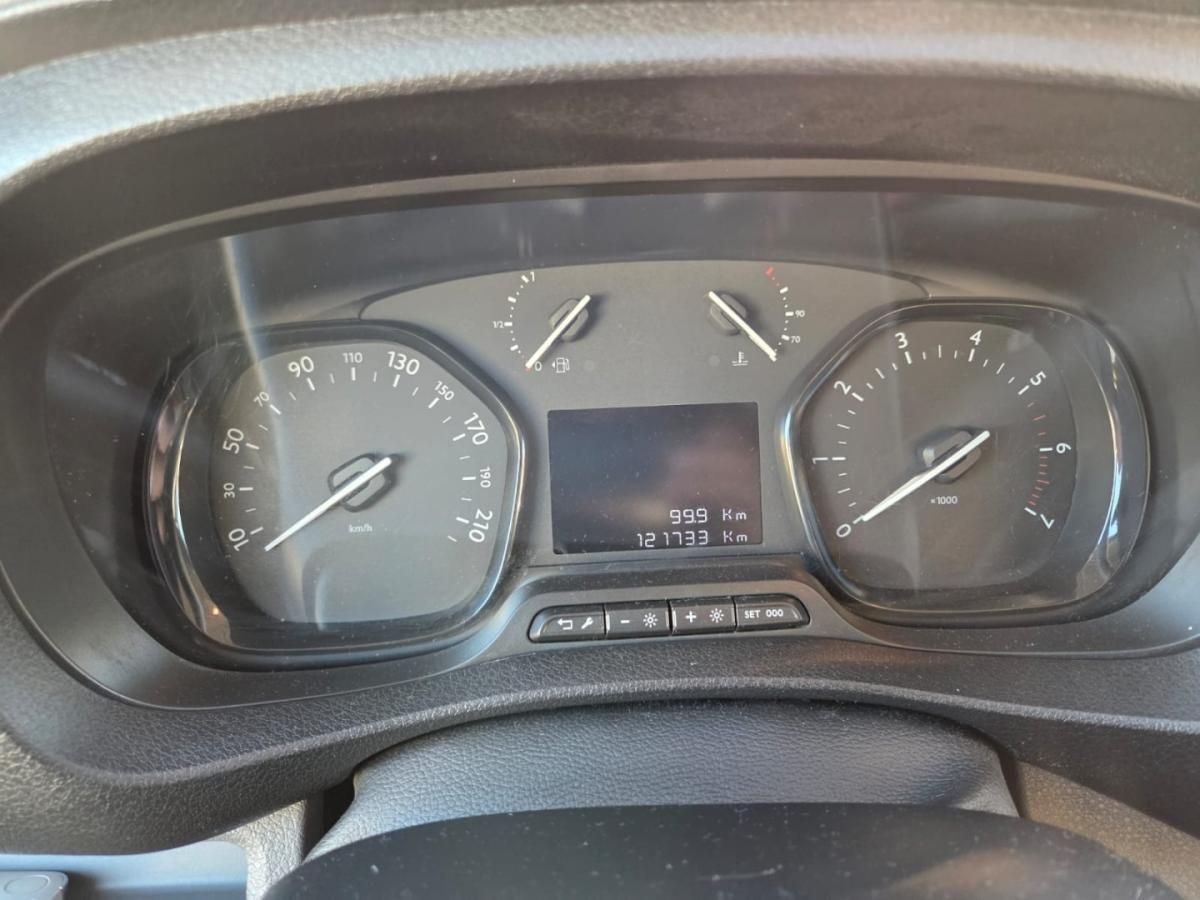 ford-transit-connect-2018-diesel-1499cc