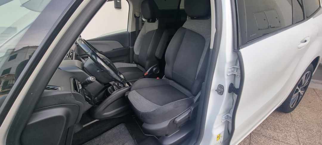 citroen-c4-grand-picasso-2017-diesel-1560cc