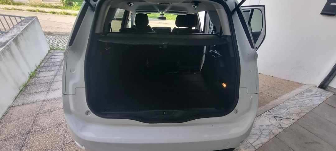 citroen-c4-grand-picasso-2017-diesel-1560cc