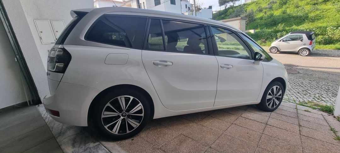 citroen-c4-grand-picasso-2017-diesel-1560cc