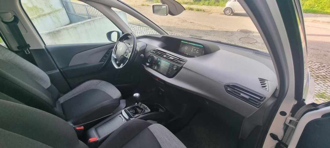 citroen-c4-grand-picasso-2017-diesel-1560cc