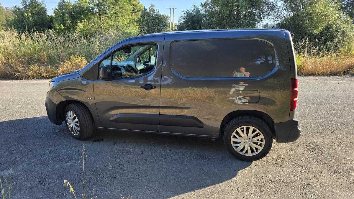 peugeot-partner-2021-diesel-1499cc
