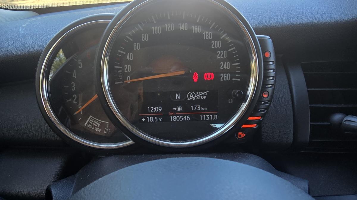 mini-cooper-2015-diesel-1496cc