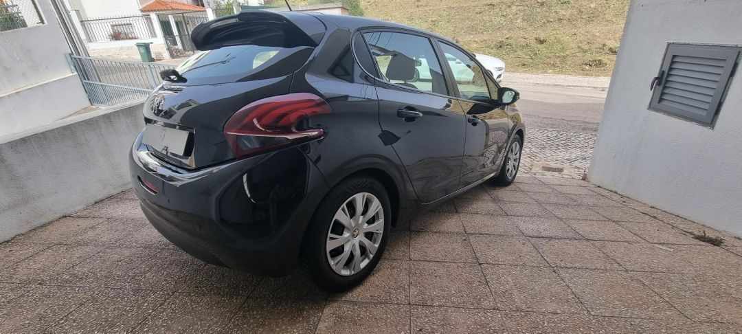 peugeot-208-2019-diesel-1560cc