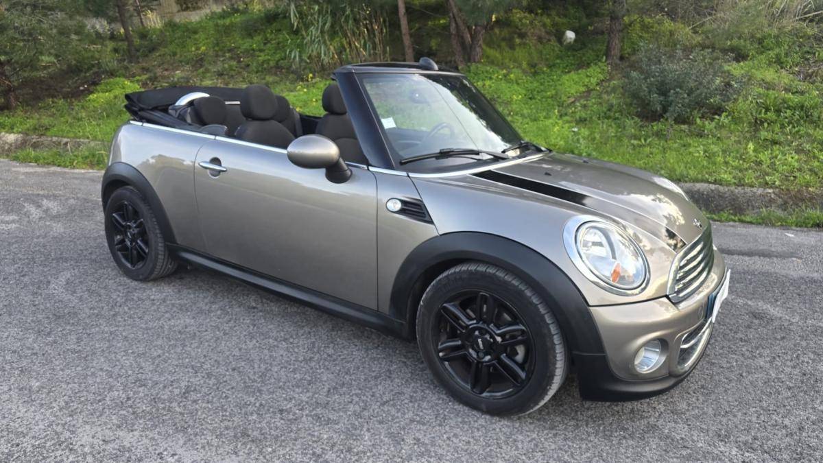 mini-cabrio-2013-diesel-1995cc