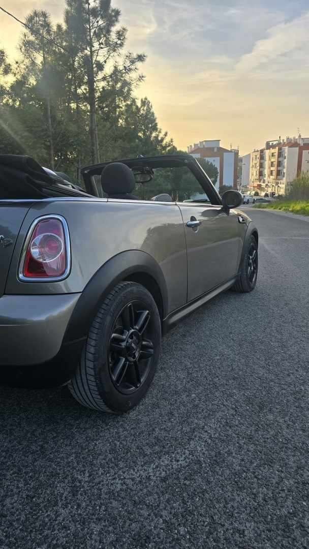 mini-cabrio-2013-diesel-1995cc
