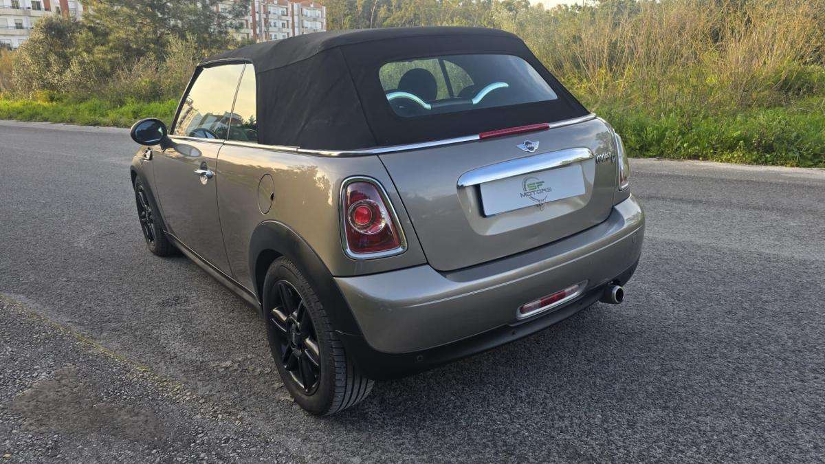 mini-cabrio-2013-diesel-1995cc