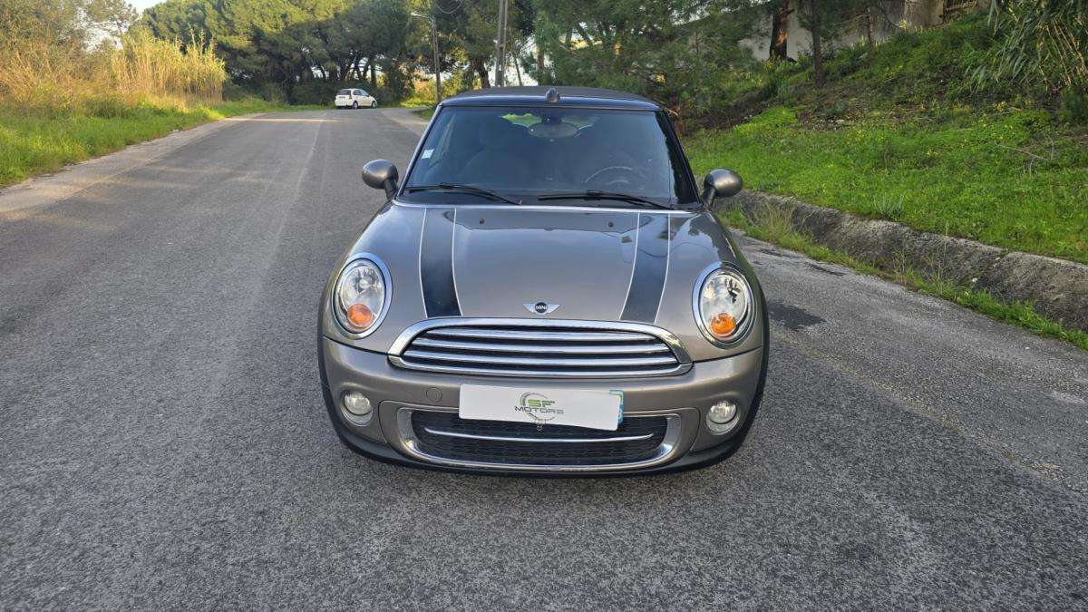 mini-cabrio-2013-diesel-1995cc