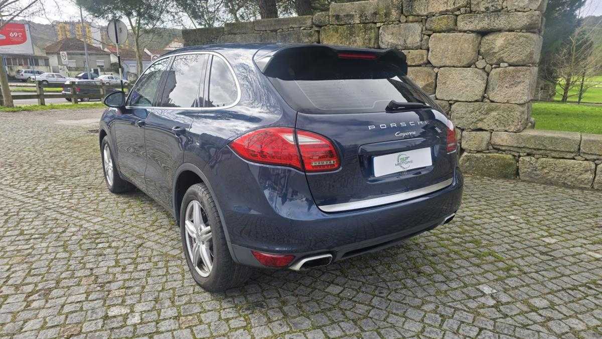 porsche-cayenne-2012-diesel-2967cc