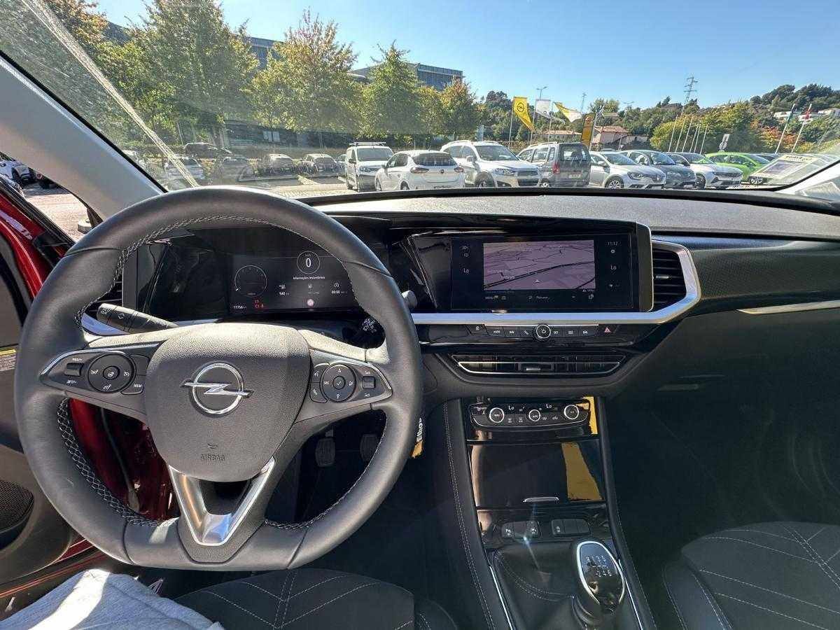 opel-grandland-2022-gasolina-1199cc