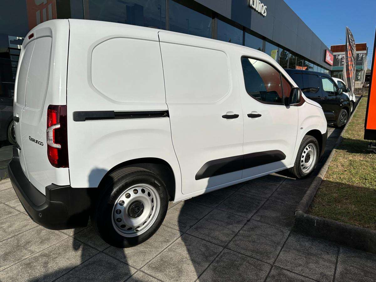 citroen-berlingo-2026-diesel-1499cc