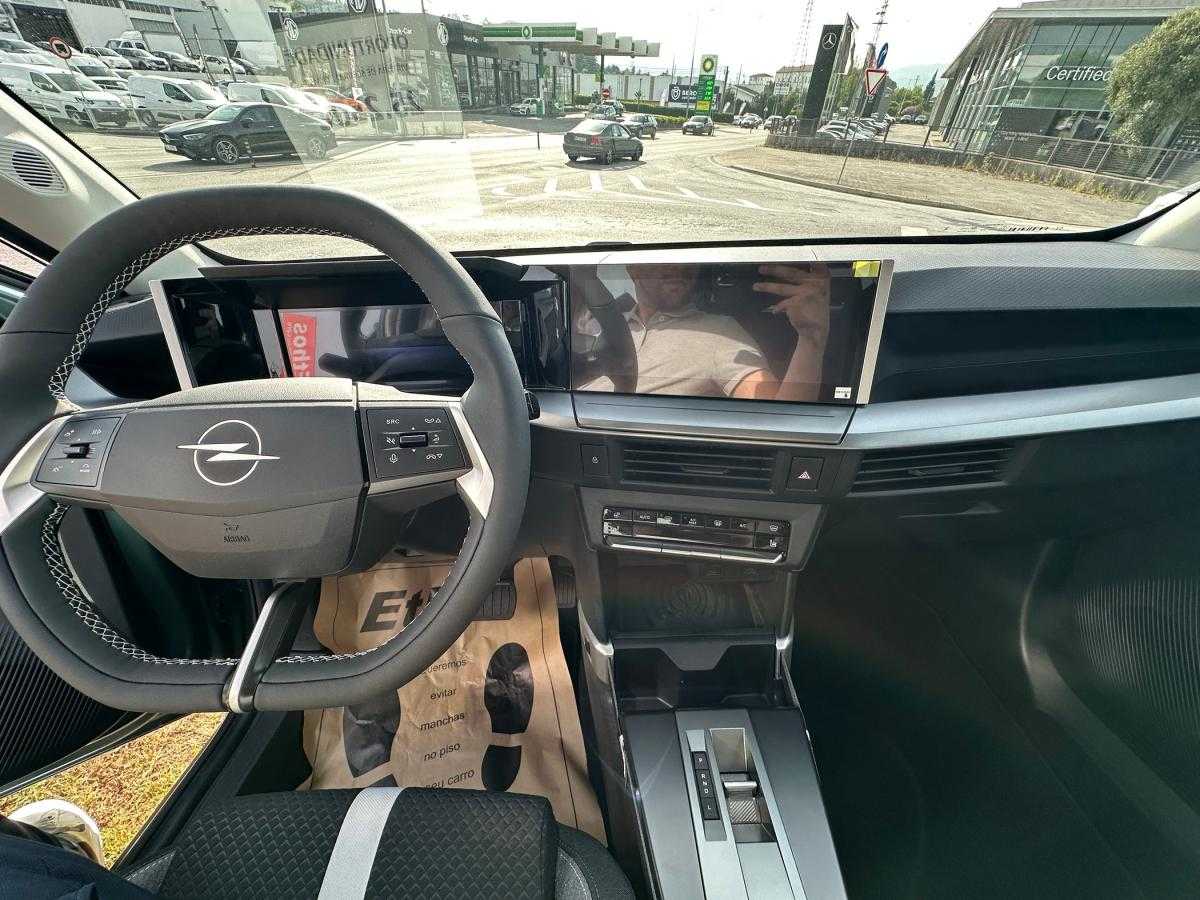 opel-frontera-2025-hibrido-a-gasolina-1199cc