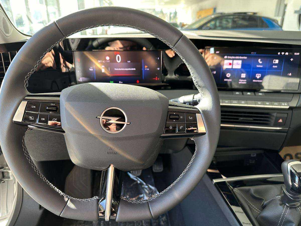 opel-astra-sport-tourer-2024-gasolina-1199cc
