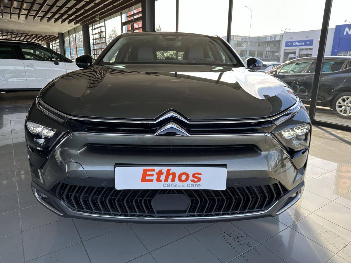 citroen-c5-x-2024-hibrido-a-gasolina-1598cc