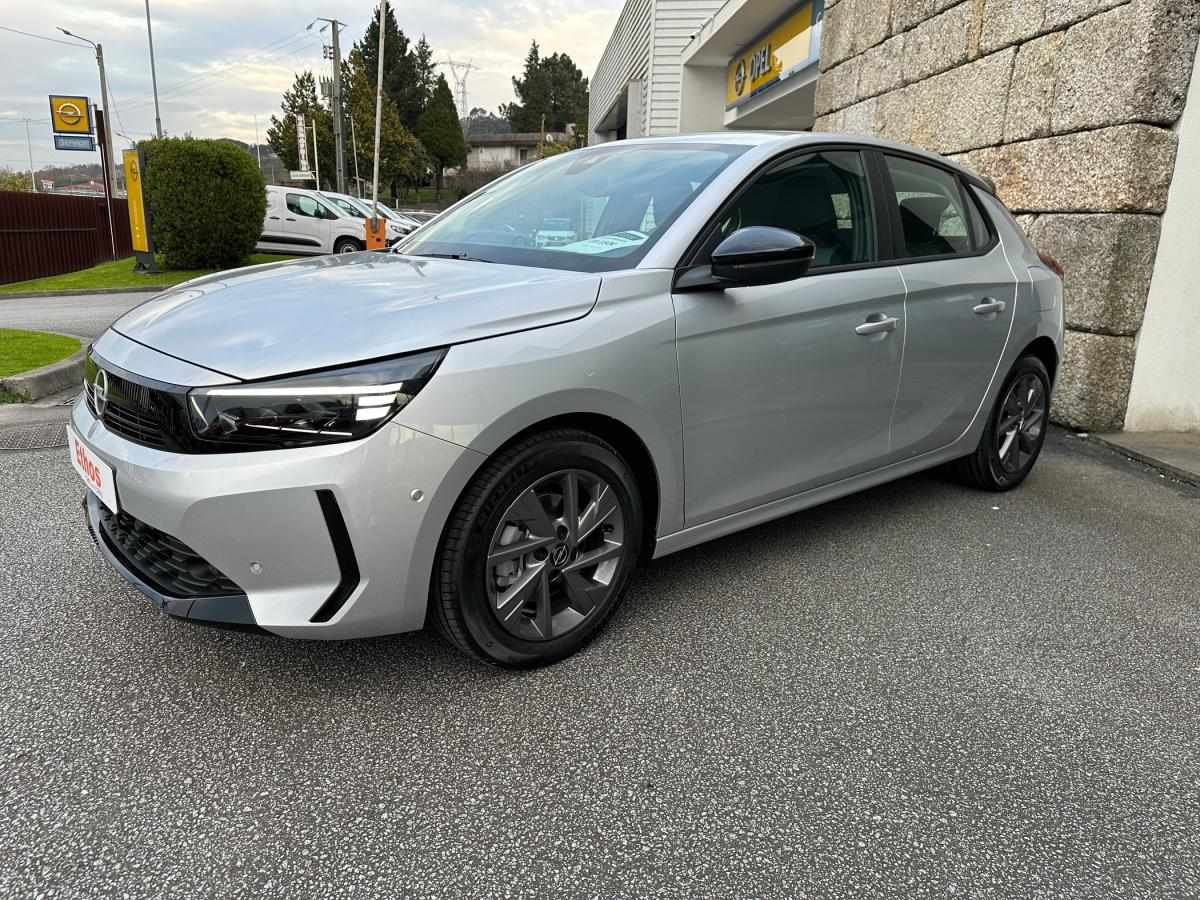 opel-corsa-2025-hibrido-a-gasolina-1199cc