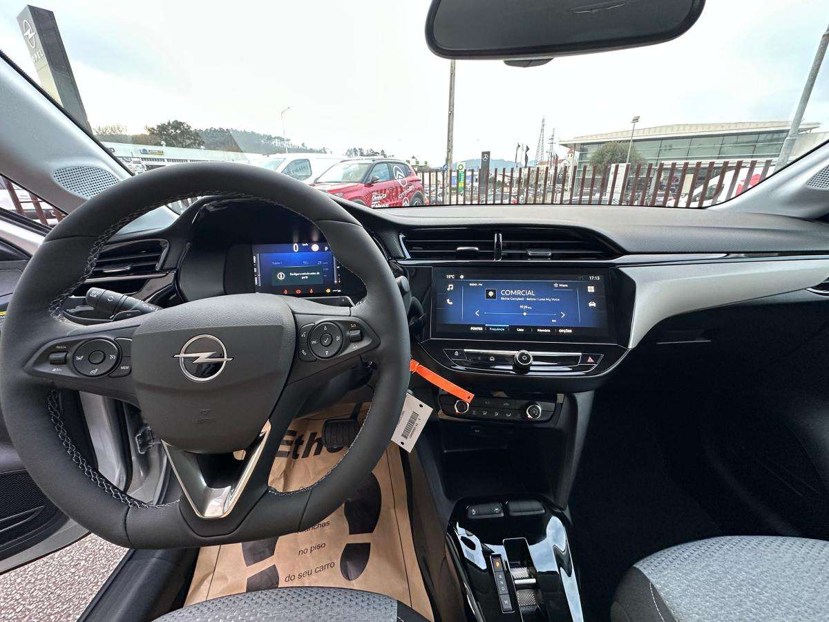 opel-corsa-2025-hibrido-a-gasolina-1199cc