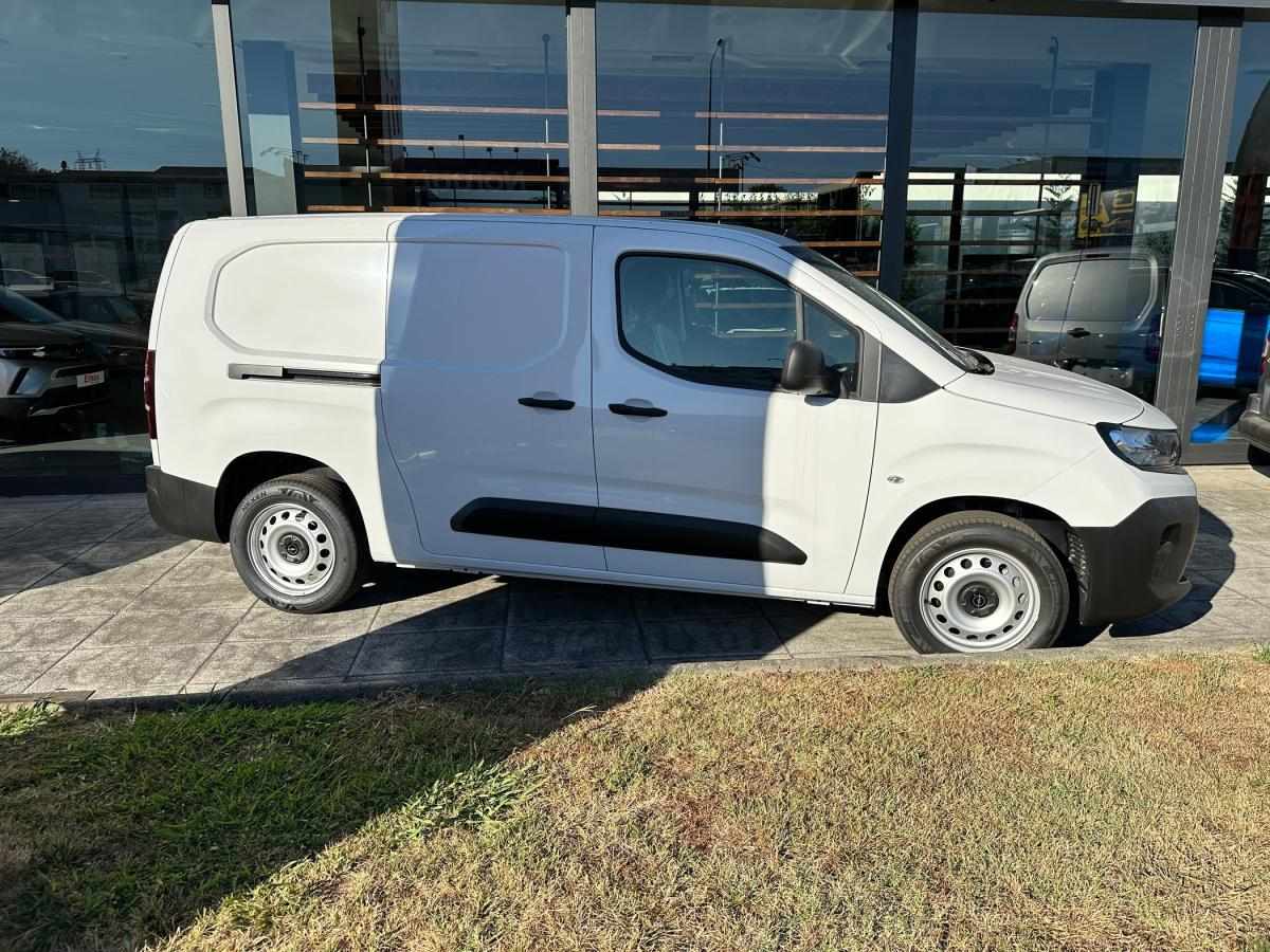 opel-combo-2026-diesel-1499cc