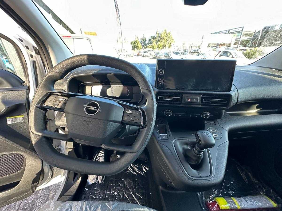 opel-combo-2026-diesel-1499cc