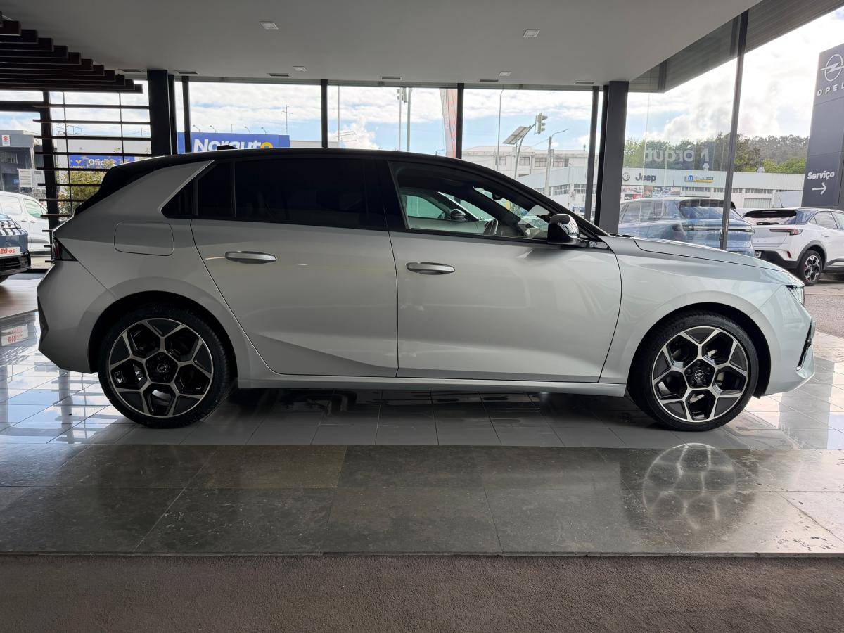opel-astra-2025-gasolina-1199cc