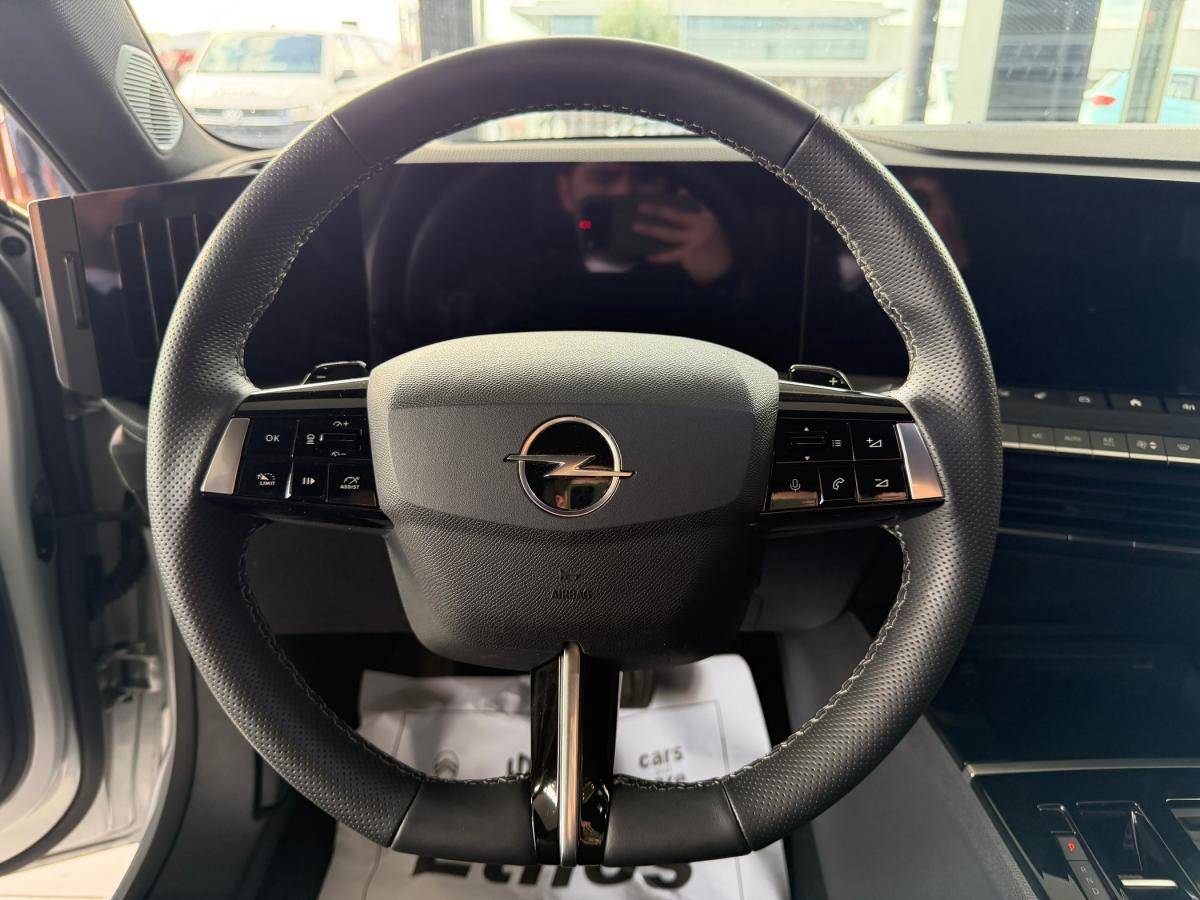 opel-astra-2025-gasolina-1199cc