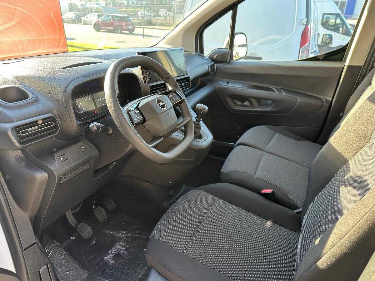 opel-combo-2026-diesel-1499cc