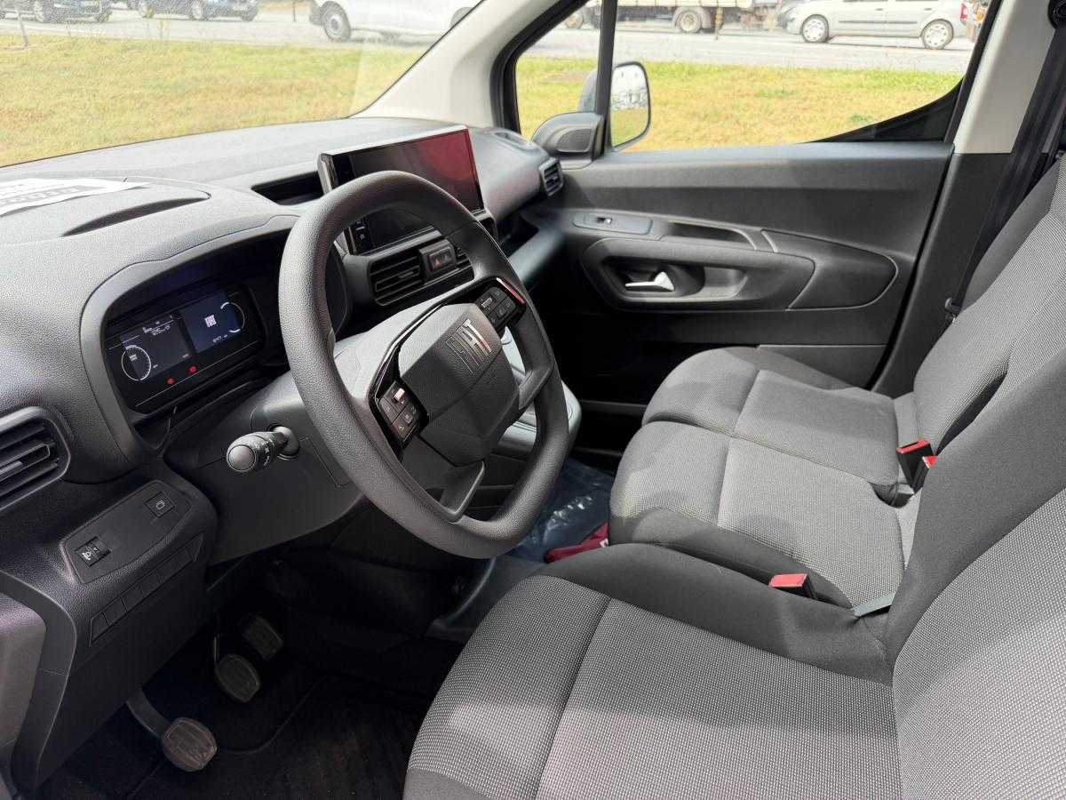 fiat-doblo-2025-diesel-1499cc