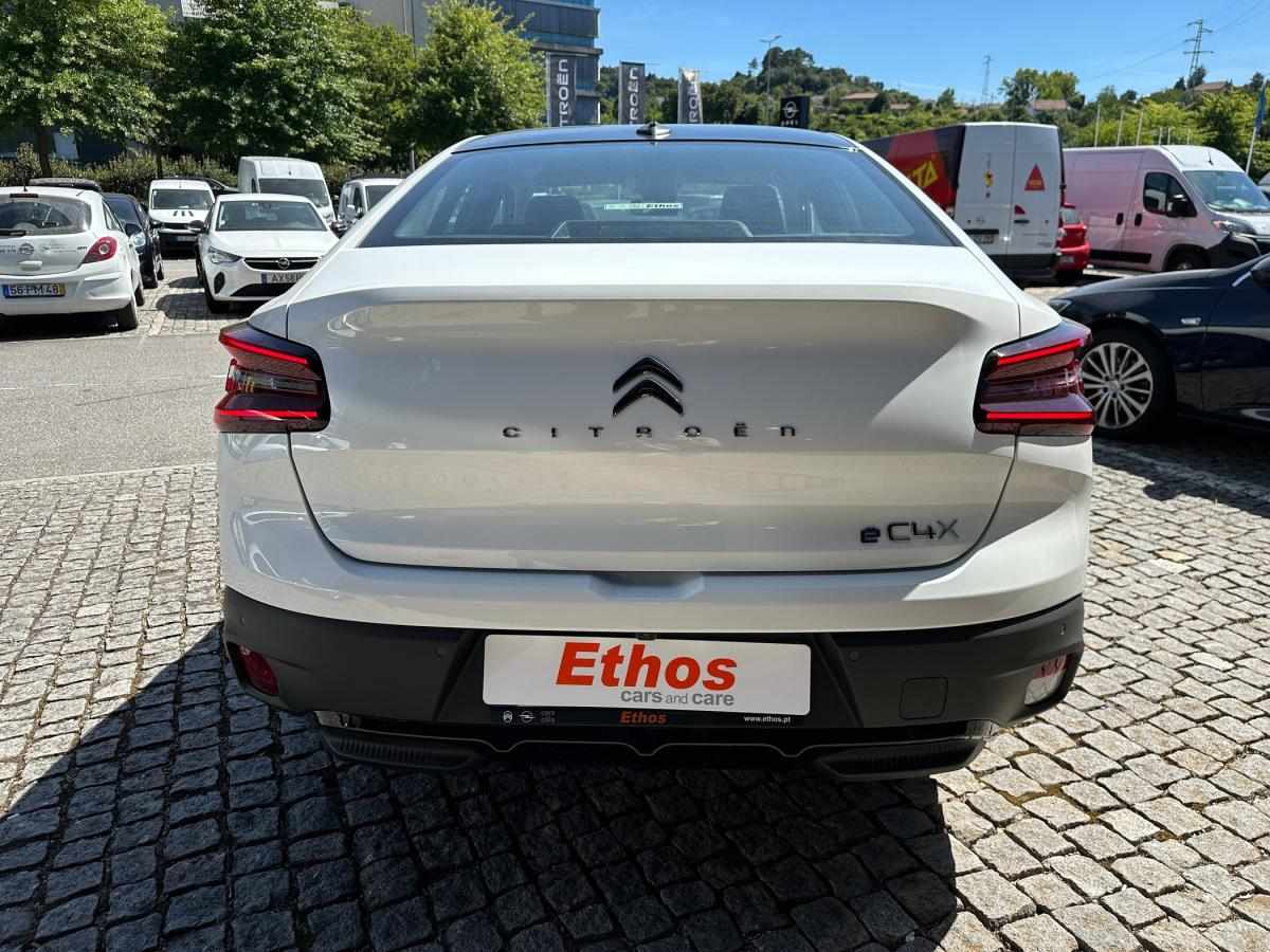 citroen-c4-2024-eletrico-0cc